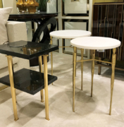 modern-round-side-table-in-brass-with-marble-top_web